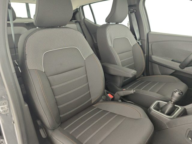 DACIA Sandero usata, con Autoradio digitale