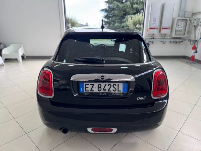 MINI One usata, con Autoradio