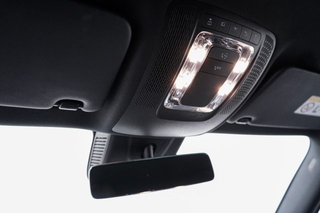MERCEDES-BENZ GLA 200 usata, con Autoradio digitale