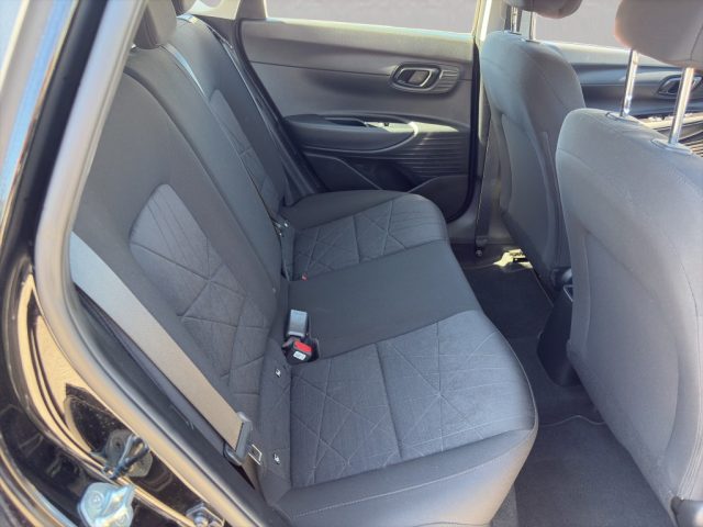 HYUNDAI Bayon usata, con Sensori di parcheggio posteriori