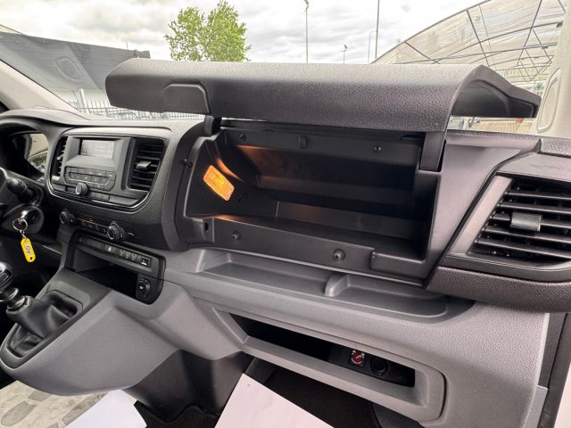 OPEL Vivaro Life usata, con Sensori di parcheggio posteriori