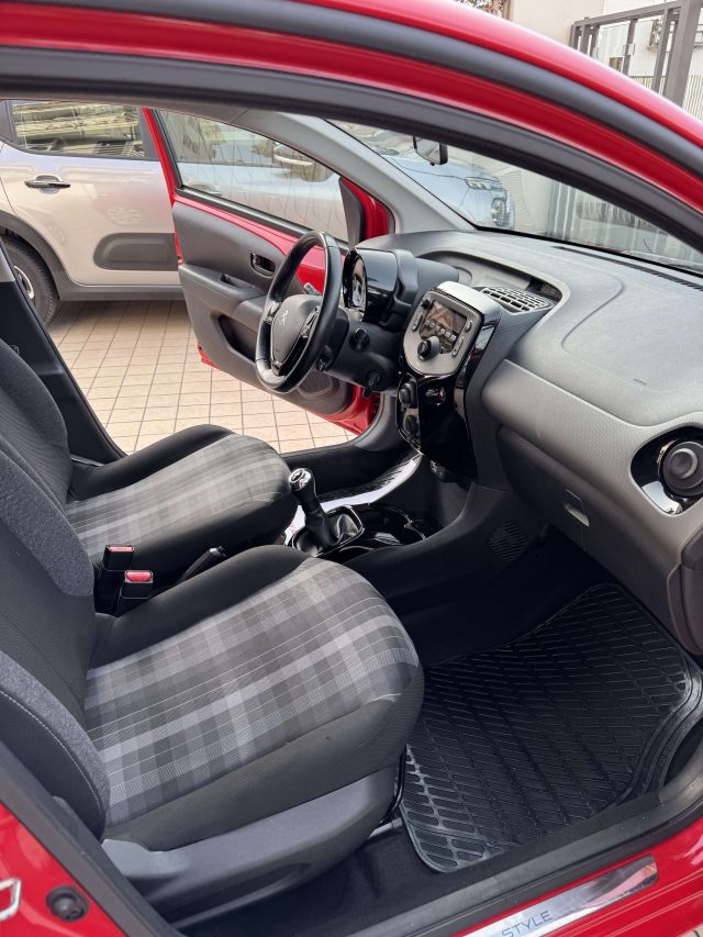 PEUGEOT 108 usata, con Sedile posteriore sdoppiato