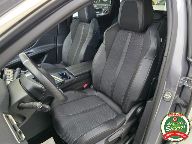 PEUGEOT 3008 usata, con Touch screen