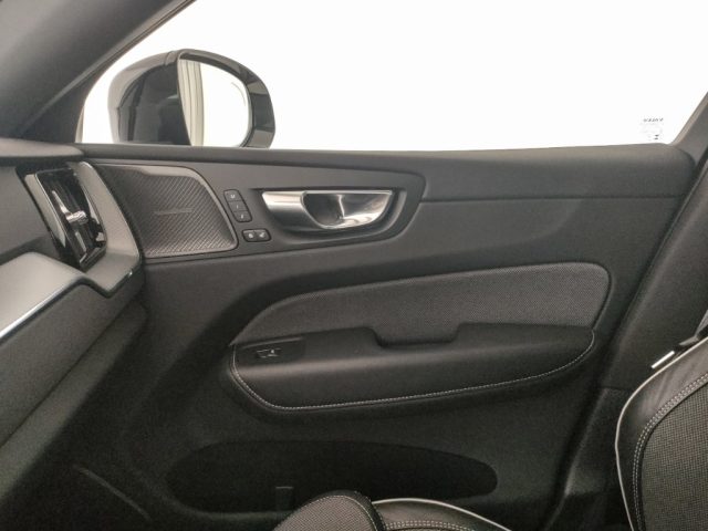 VOLVO XC60 usata, con Sistema di navigazione