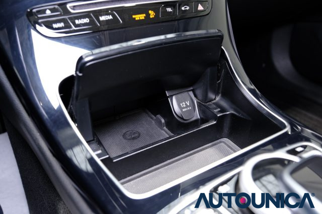 MERCEDES-BENZ C 220 usata, con Specchietti laterali elettrici