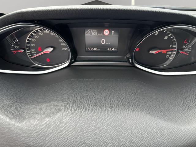 PEUGEOT 308 usata, con Autoradio