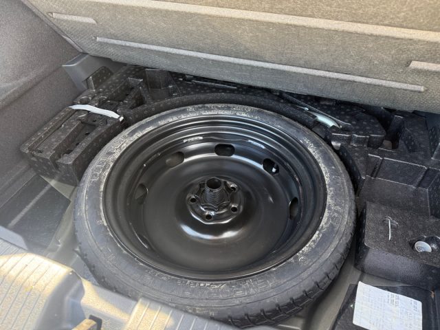 VOLKSWAGEN T-Roc usata 25