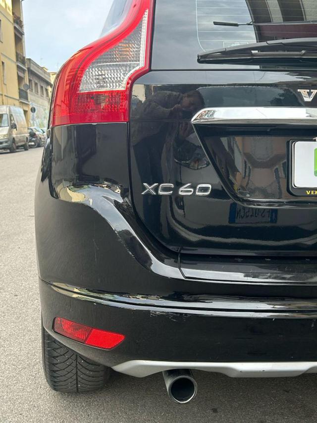 VOLVO XC60 usata, con Volante in pelle