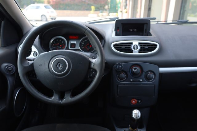 RENAULT Clio usata, con Airbag posteriore