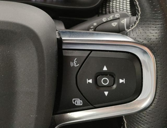 VOLVO XC40 usata, con Park Distance Control