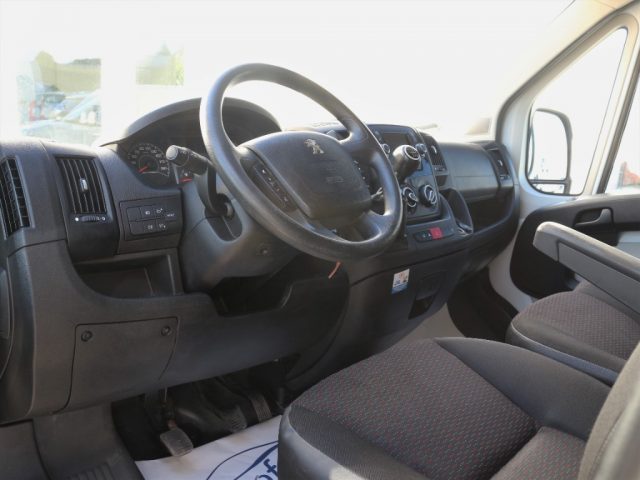 PEUGEOT Boxer usata, con Chiusura centralizzata