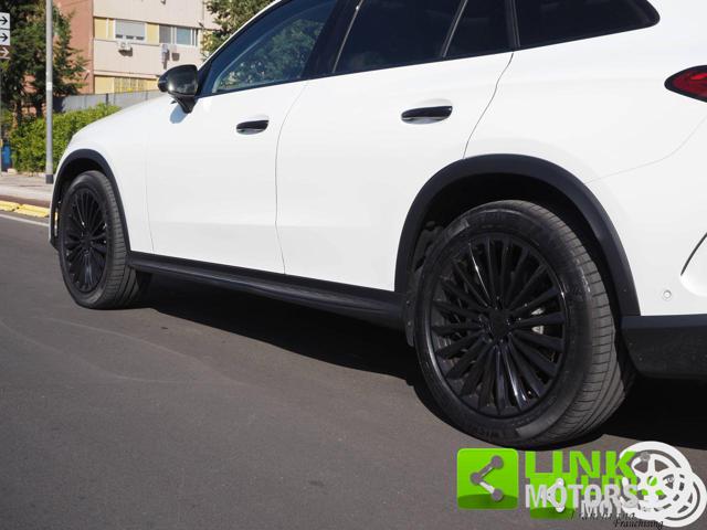 MERCEDES-BENZ GLC 300 usata 9