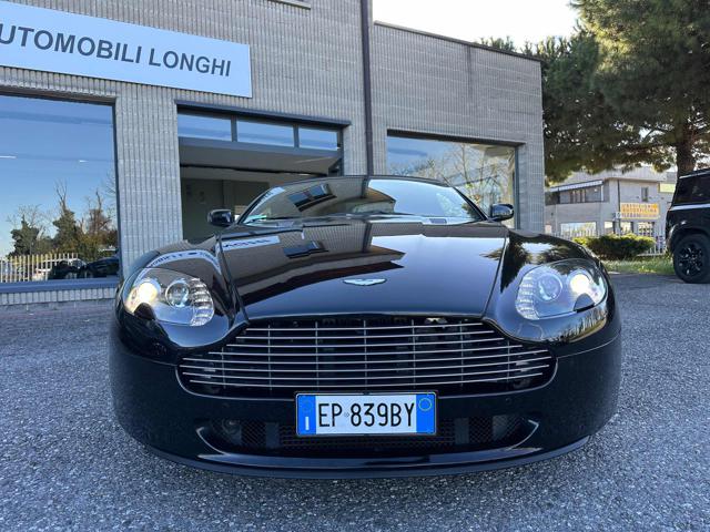 ASTON MARTIN V8 usata, con ESP