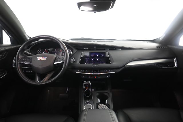CADILLAC XT4 usata 4