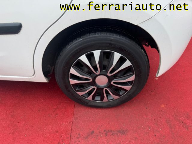 NISSAN Micra usata, con Autoradio
