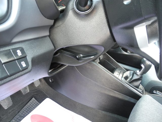 KIA Stonic usata 37