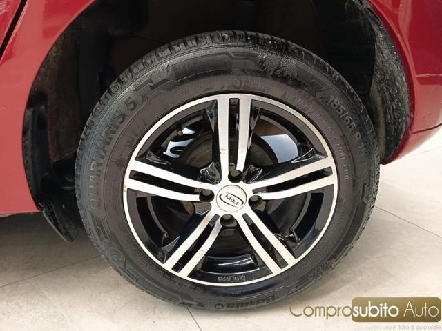 DACIA Sandero usata, con Bluetooth