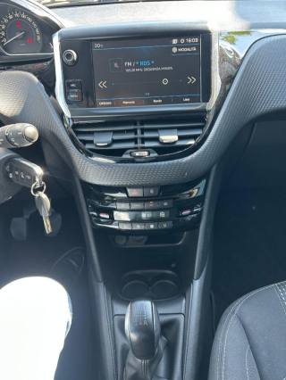 PEUGEOT 208 usata, con Cruise Control