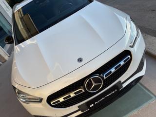 MERCEDES-BENZ GLA 180 usata, con Sensori di parcheggio posteriori