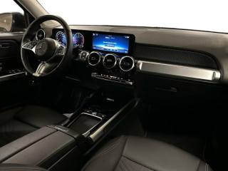 MERCEDES-BENZ GLB 180 usata, con Sistema di navigazione