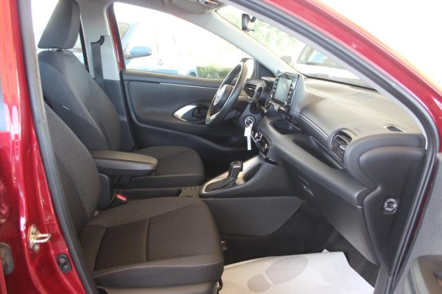 TOYOTA Yaris usata, con Cruise Control