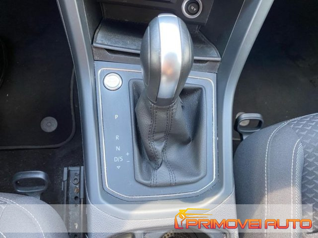 VOLKSWAGEN Touran usata, con Bluetooth