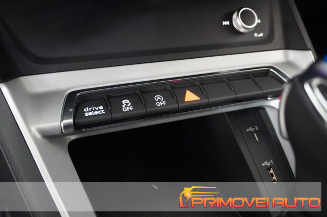 AUDI Q3 usata, con Specchietti laterali elettrici