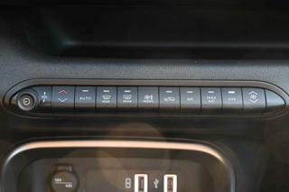 JEEP Avenger usata, con Touch screen