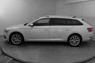 SKODA Superb usata, con Airbag laterali