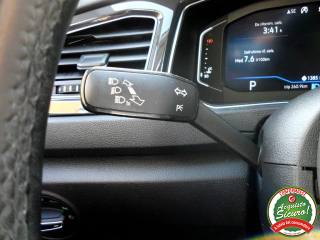 VOLKSWAGEN T-Roc usata, con Fari LED