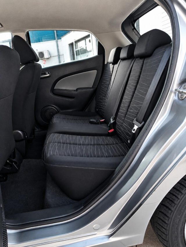 MAZDA 2 usata, con Lettore CD