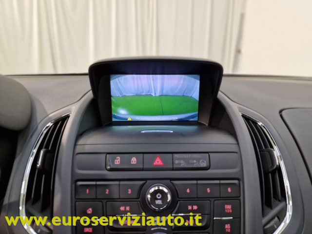 OPEL Zafira Tourer usata, con Autoradio digitale