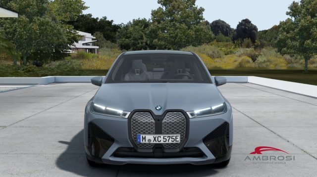 BMW iX usata 2