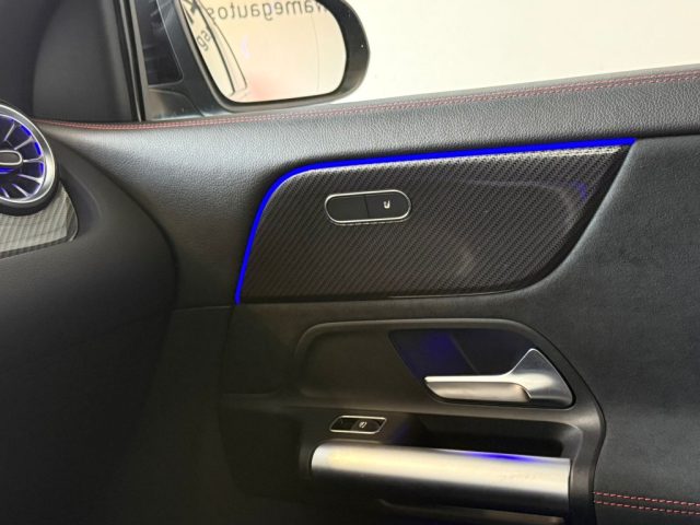 MERCEDES-BENZ GLA 200 usata, con Sistema di navigazione