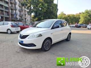 LANCIA Ypsilon usata, con Airbag