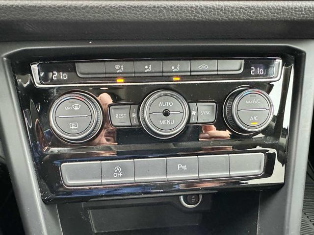 VOLKSWAGEN Touran usata, con Servosterzo