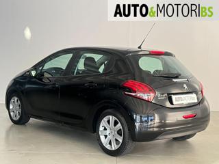 PEUGEOT 208 usata, con Autoradio