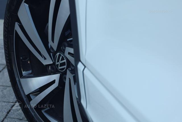 VOLKSWAGEN T-Roc usata, con Fari LED