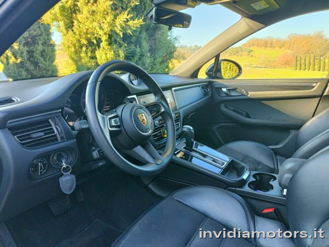 PORSCHE Macan usata, con Autoradio