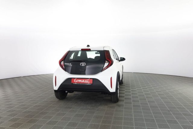 TOYOTA Aygo X usata 3