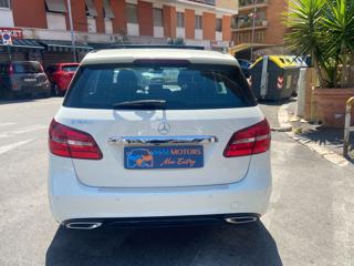 MERCEDES-BENZ B 180 usata, con Autoradio