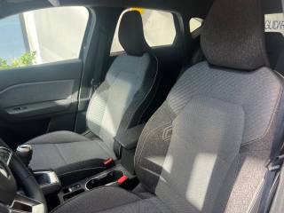RENAULT Captur usata, con Sensori di parcheggio anteriori