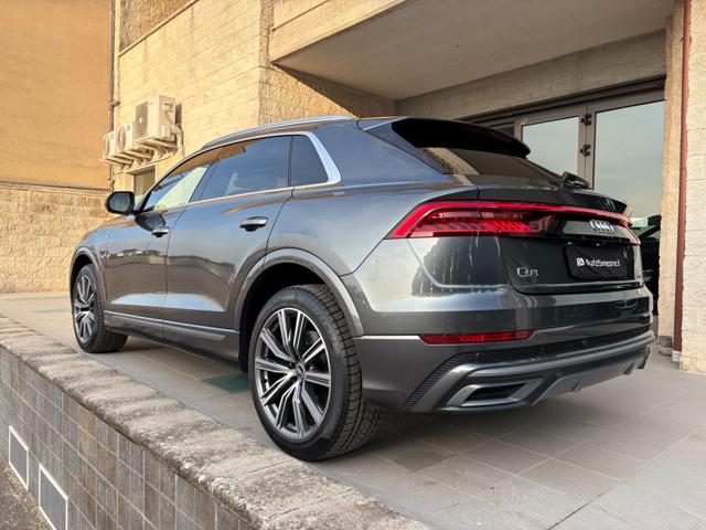 AUDI Q8 usata, con Boardcomputer