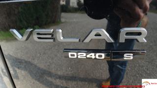 LAND ROVER Range Rover Velar usata, con Touch screen
