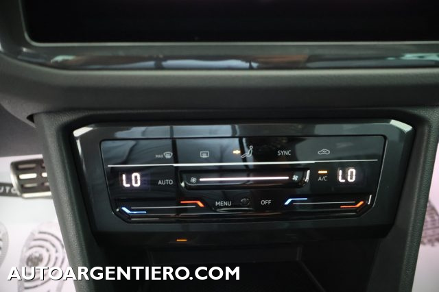VOLKSWAGEN Tiguan usata, con Park Distance Control