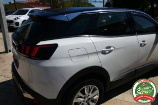 PEUGEOT 3008 usata, con Sensore di luce