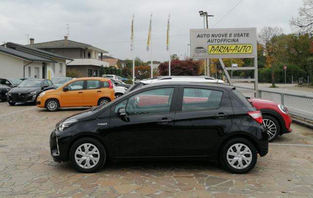 TOYOTA Yaris usata, con Airbag