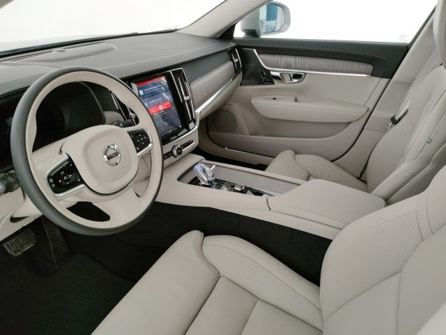 VOLVO V90 Cross Country usata, con Cerchi in lega
