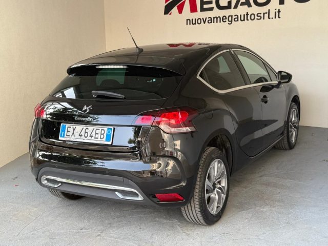 DS AUTOMOBILES DS 4 usata, con Autoradio