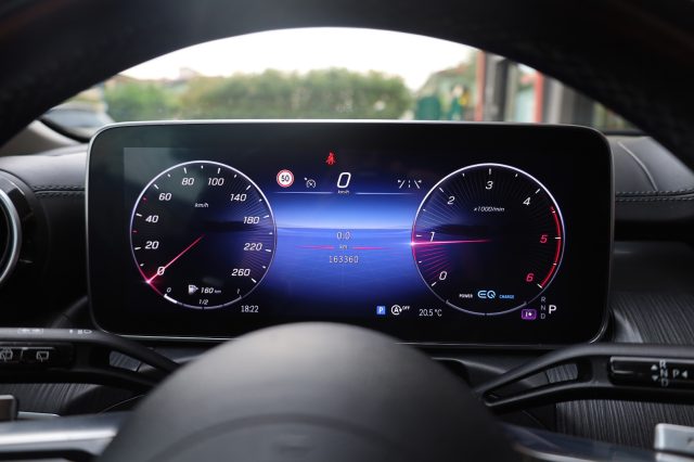 MERCEDES-BENZ C 200 usata, con Boardcomputer